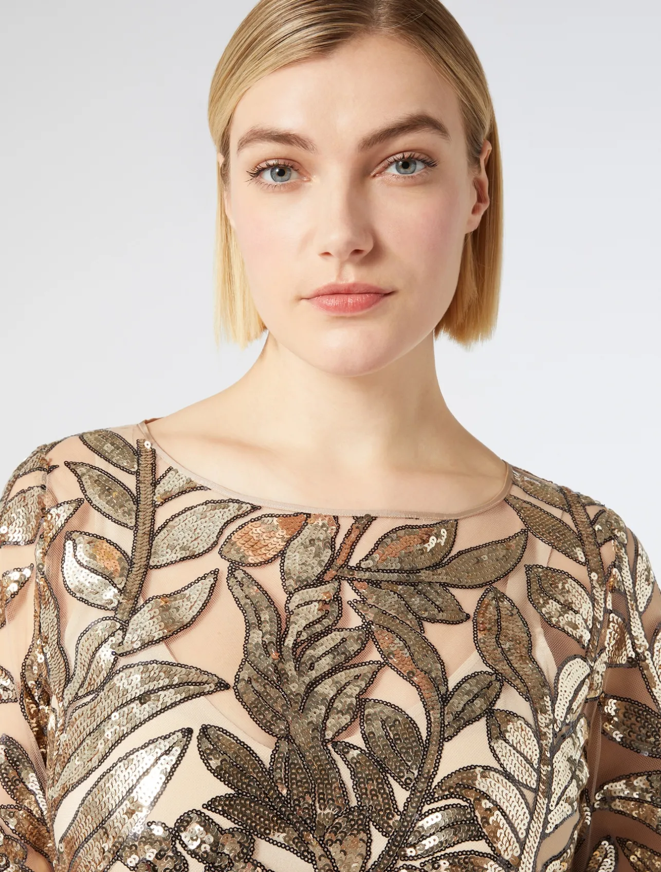 Abito in tulle con paillettes*Marina Rinaldi Clearance