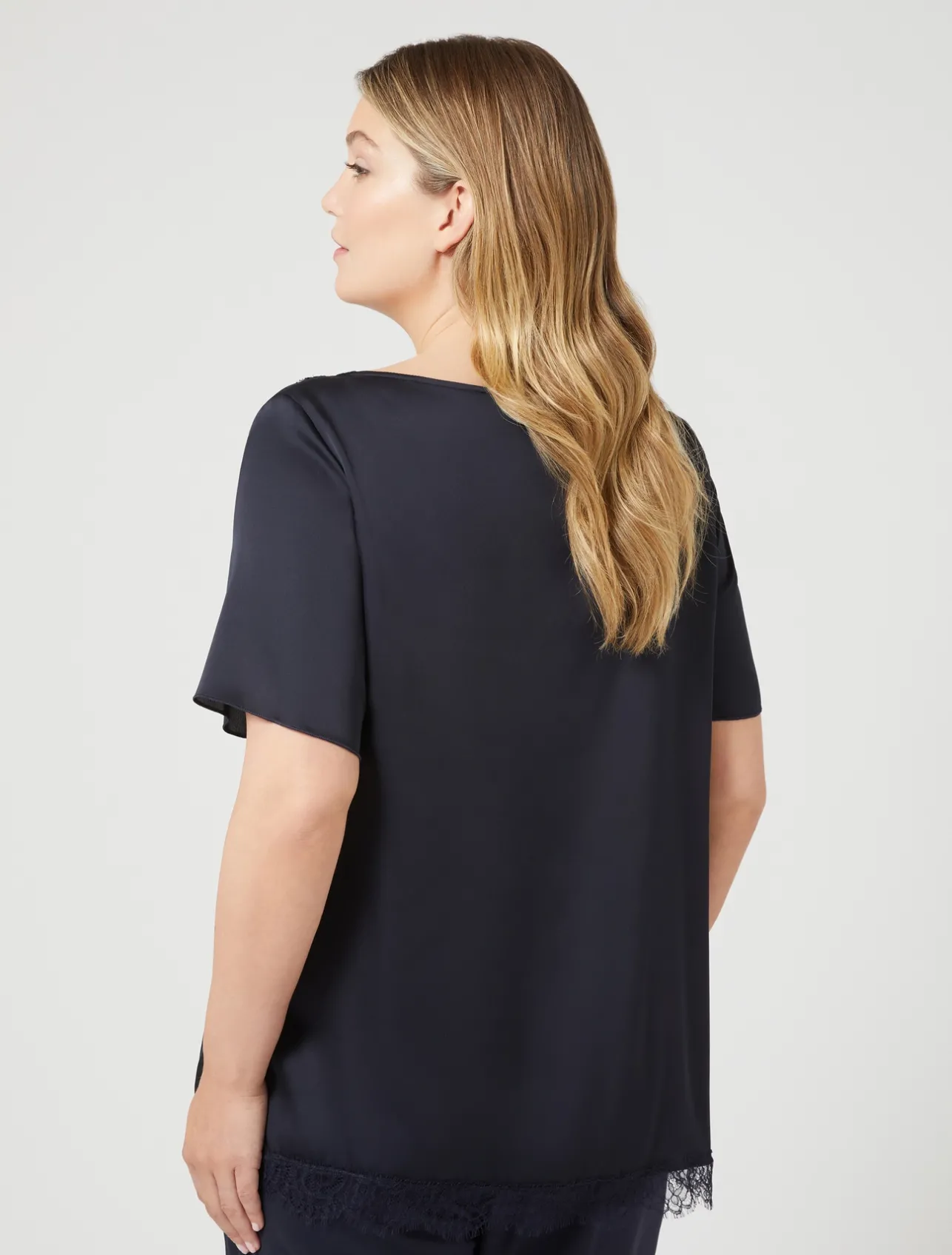 Blusa con dettagli in pizzo*Marina Rinaldi Discount