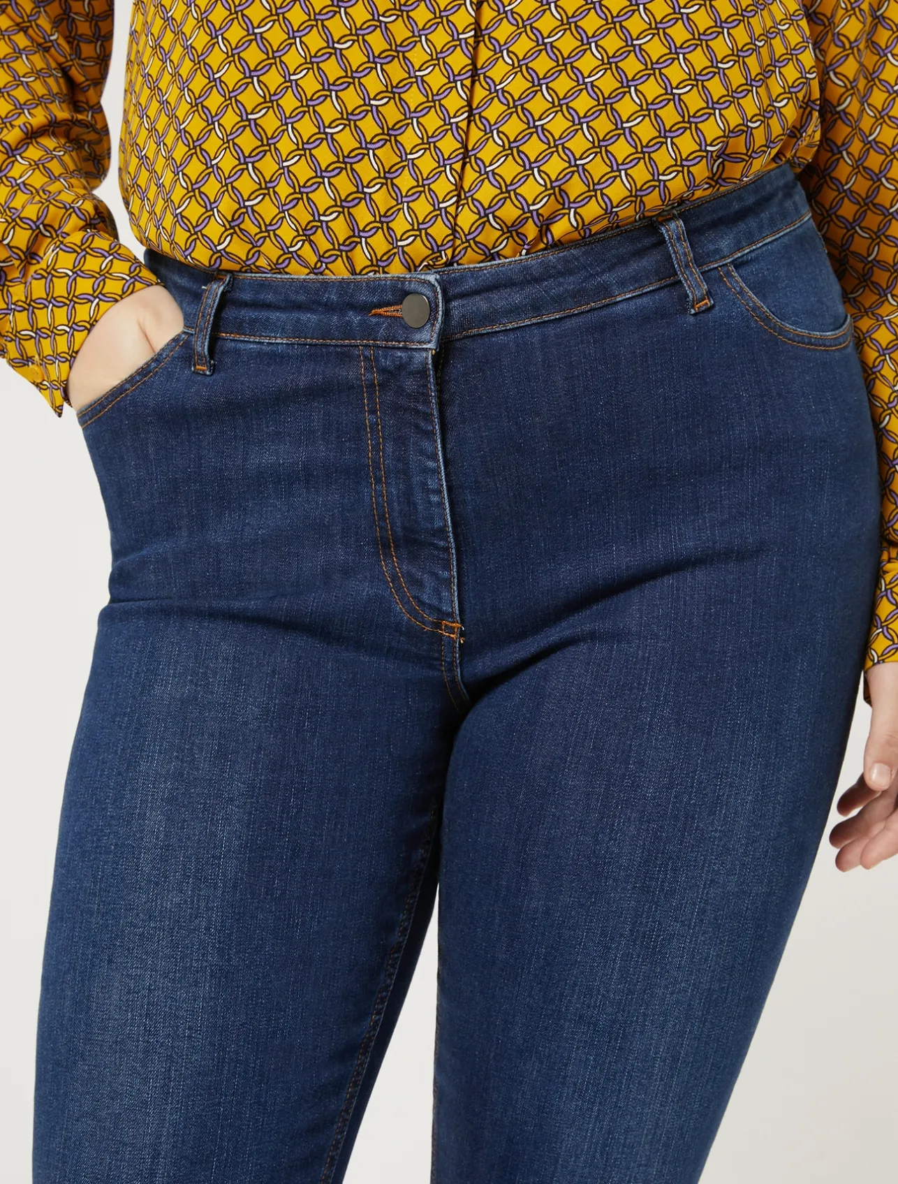 Jeans in denim twill*Marina Rinaldi Sale