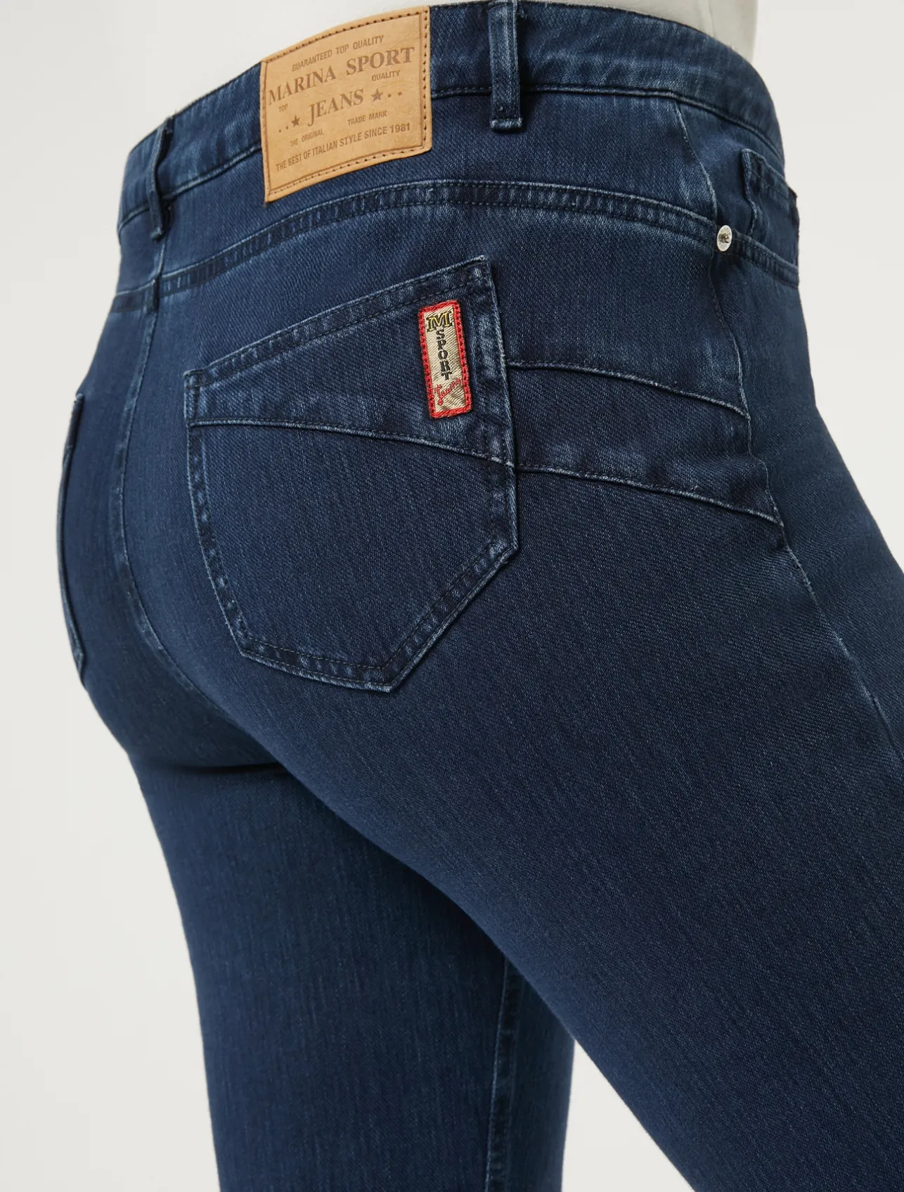 Jeans Wonder fit in denim compatto*Marina Rinaldi New