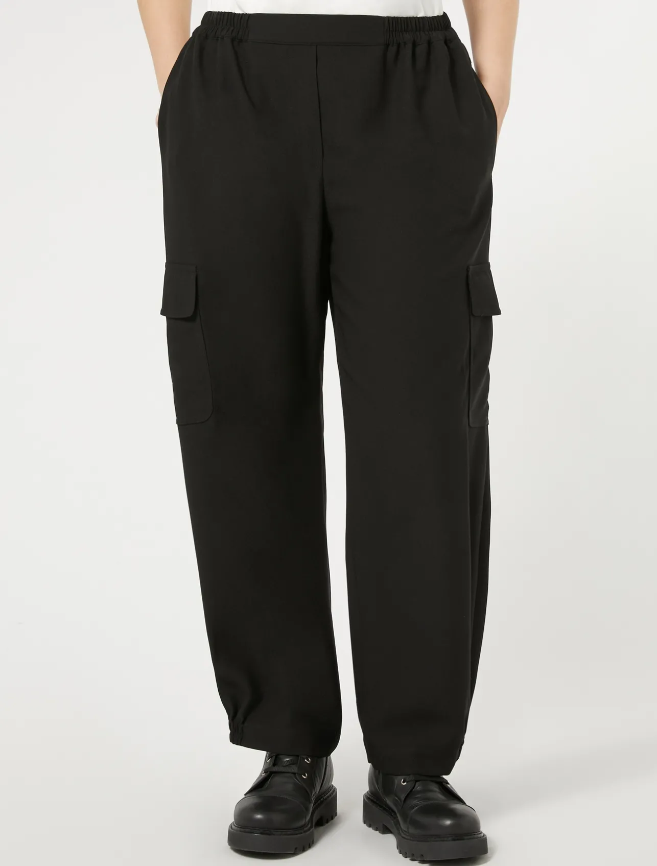 Pantaloni in crêpe di envers satin*Marina Rinaldi Outlet