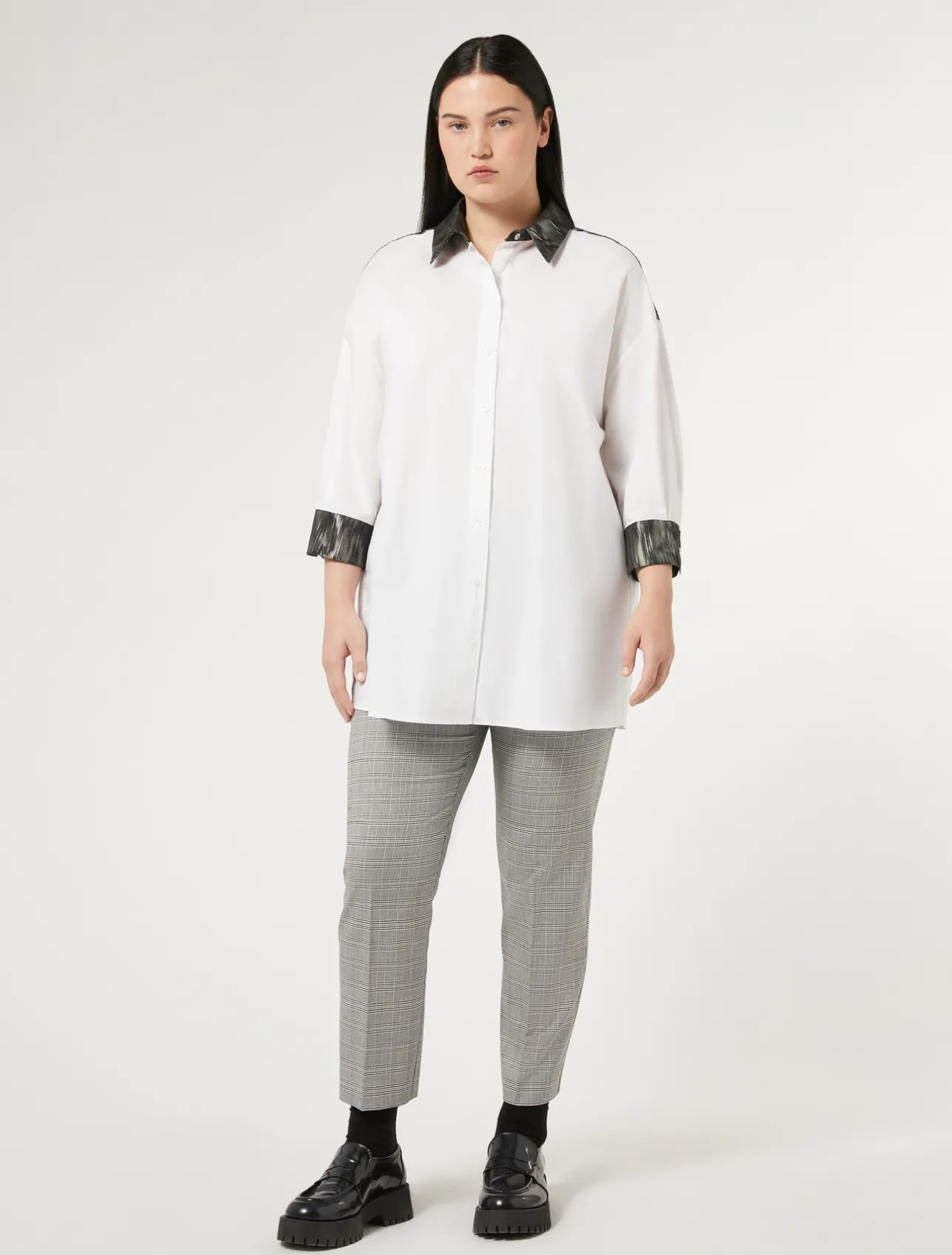 Pantaloni in tela tecnica e viscosa*Marina Rinaldi Online