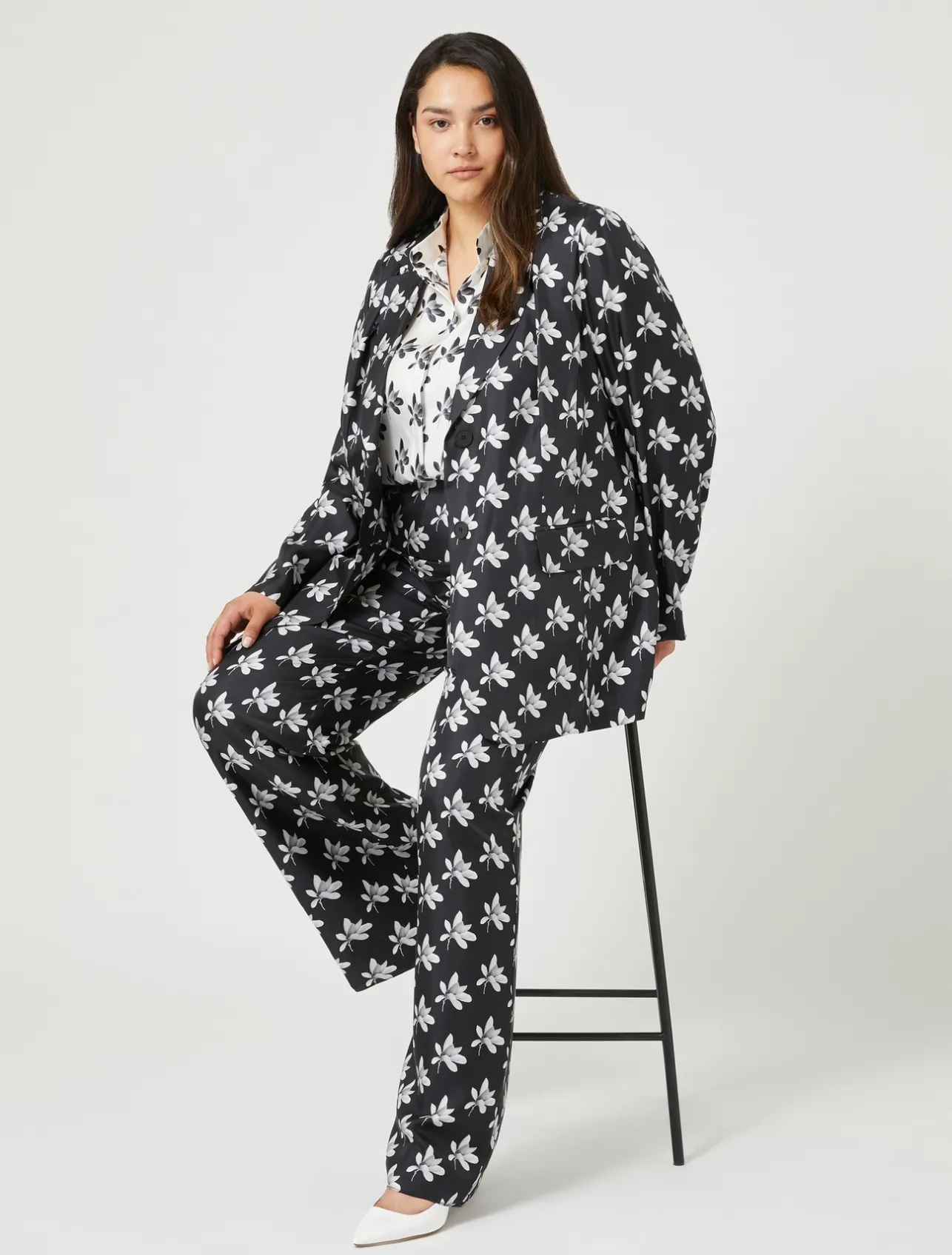 Pantaloni in twill di seta*Marina Rinaldi Discount